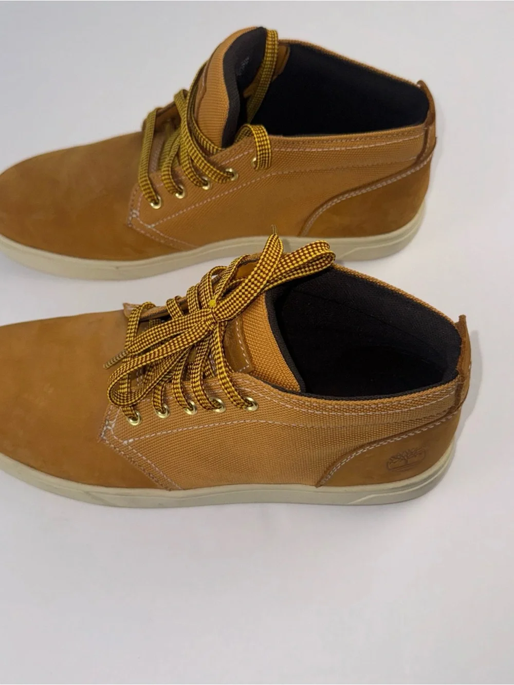 Timberland Wheat Nubuck Chukka-Style Casual Boots